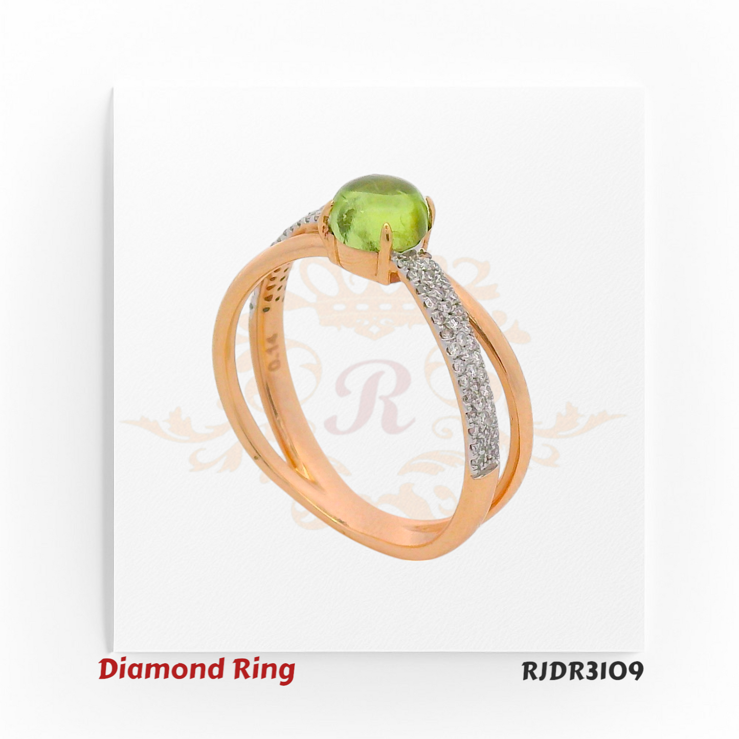 Crafted in 18kt rose gold, this elegant ring highlights a vivid round green peridot at its center. The split shank is delicately adorned with shimmering diamond accents – RJDR3109.