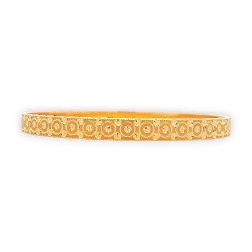22kt Gold Ladies Bangle RJLB4021A – classic kada with engraved circular motifs and textured polished finish, side profile design – Regal Jewels Chicago