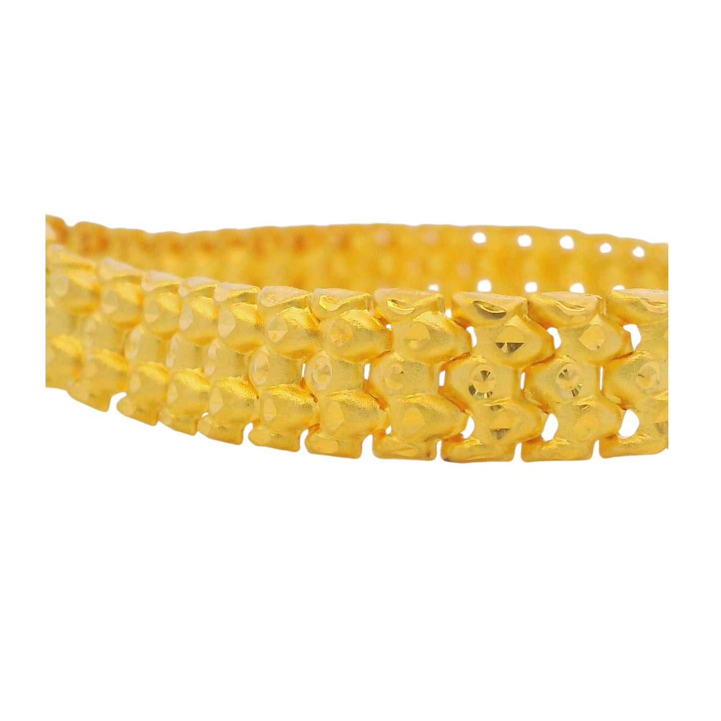 Close-up side view of 22kt gold men’s bracelet links with textured and polished detailing – RJMB0089.