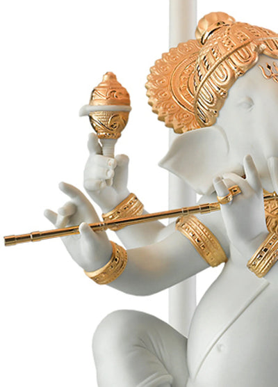 Bansuri Ganesha Table Lamp. Golden Luster (US)