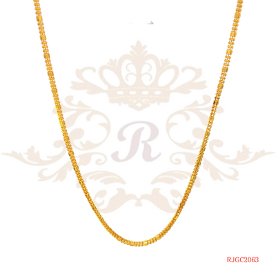 The Gold Chain RJGC2063, a stunning and elegant piece of jewelry from Regal Jewels. This chain is crafted from high-quality 22kt yellow gold, weighing 9.90 grams. With its classic design, this chain is both timeless and versatile, making it a perfect accessory for any occasion. Its exquisite craftsmanship and attention to detail make it a must-have addition to any jewelry collection.