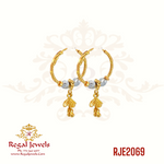 22k gold Bali Earrings in two-tone yellow gold and rhodium, with hanging. SKU: RJE2069. Weight: 3.10 grams. Height: 2.8cm. Width: 1.5cm.