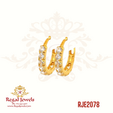 22k gold Nathiyan (earrings for men) in all yellow gold. SKU: RJE2078. Weight: 1.70 grams. Height: 1.2cm. Width: 1.0cm.