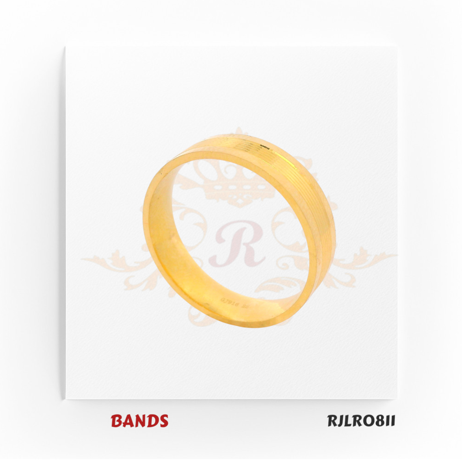 Elegant and minimal 22kt yellow gold ring with fine edge-line detailing, crafted for timeless appeal and perfect for both daily wear and formal occasions. Model RJLR0811.