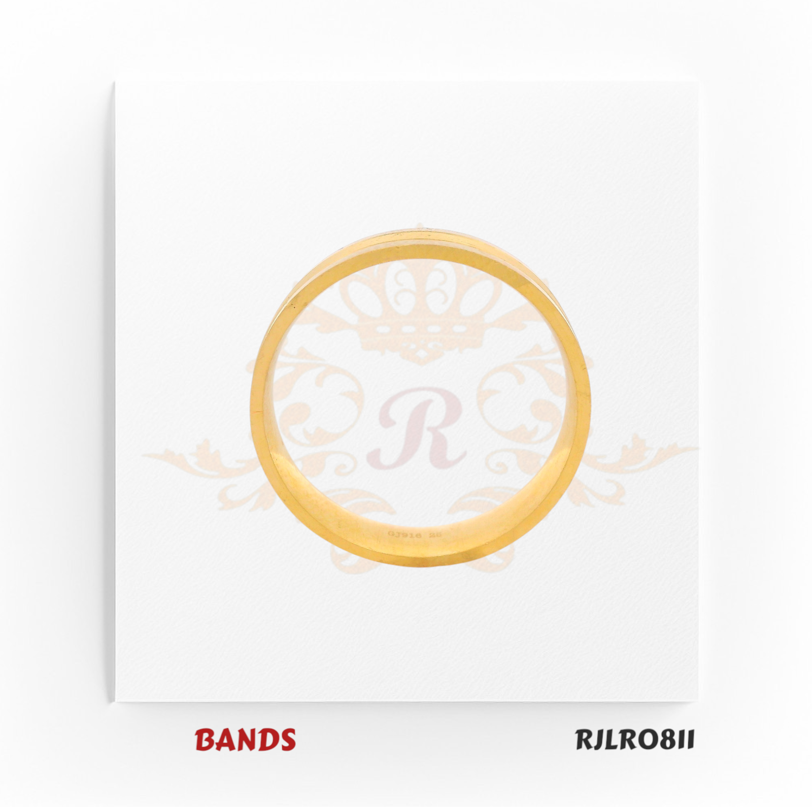 Classic 22kt yellow gold band featuring a refined textured line along the edges, offering a versatile design ideal for everyday elegance or special celebrations. Model RJLR0811