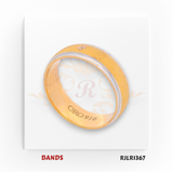 Crafted in 22kt two-tone gold, this band pairs bold yellow gold edges with a crisp white gold center and a brilliant diamond touch. Model RJLR1367 offers a striking balance of contemporary style and classic elegance.