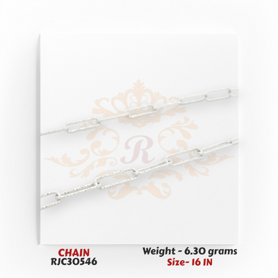 RJC30546 (Close-up) – 22kt gold paperclip chain close-up, 6.30g 16in, detailed elongated links with smooth polished finish