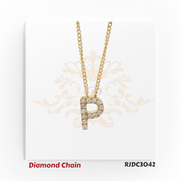 Elegant yellow gold necklace with a dazzling “P” pendant, intricately set with shimmering round-cut diamonds. Attached to a traditional twisted gold chain, model RJDC3042 exudes classic sophistication.