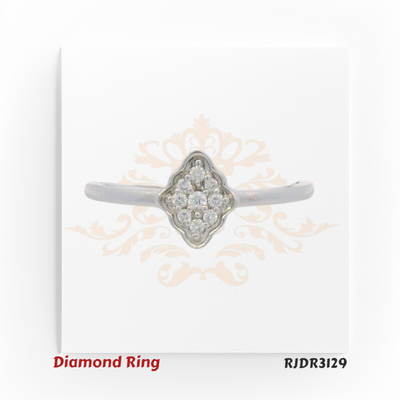 Sophisticated 18kt white gold design with sparkling round diamonds arranged in a floral cluster, beautifully framed in a quatrefoil setting – RJDR3129.