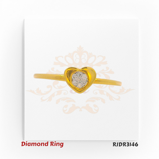 Charming 18kt yellow gold ring with a heart-shaped design, featuring a sparkling round diamond cluster at the center – RJDR3146.