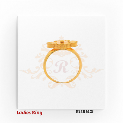 Four-petal clover-inspired gold ladies ring with a radiant grooved surface and delicate beaded outline for a refined look. RJLR1421