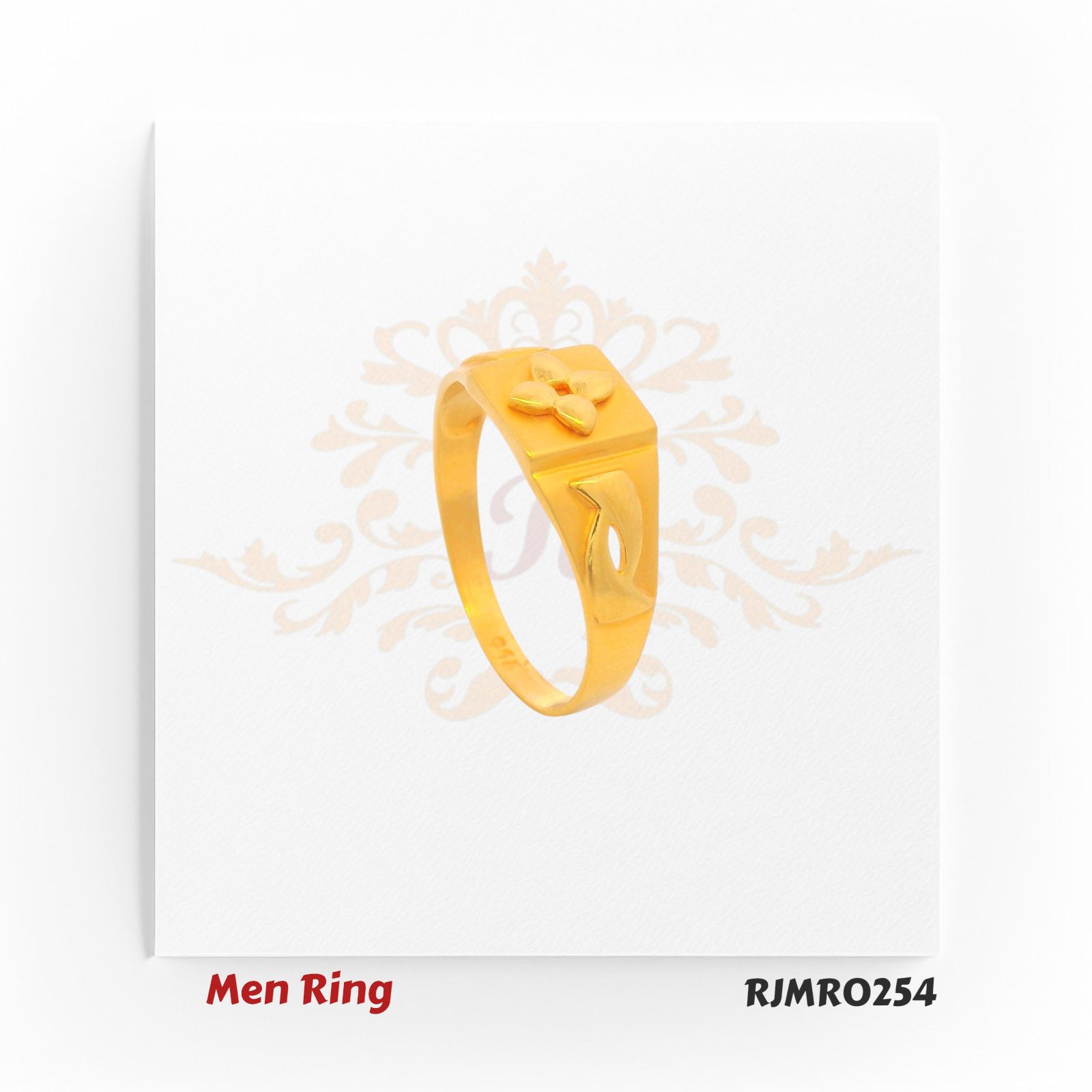 Simple yet sophisticated men’s gold ring featuring a square face with a discreet four-leaf clover motif, complemented by smooth, streamlined lines. Model RJMR0254.