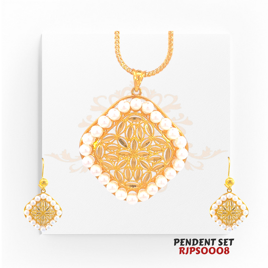 22kt Gold Filigree & Pearl Pendant Set RJPS0008 – A 10.20-gram gold pendant set featuring a delicate filigree design encased in pearls. Available at Regal Jewels.