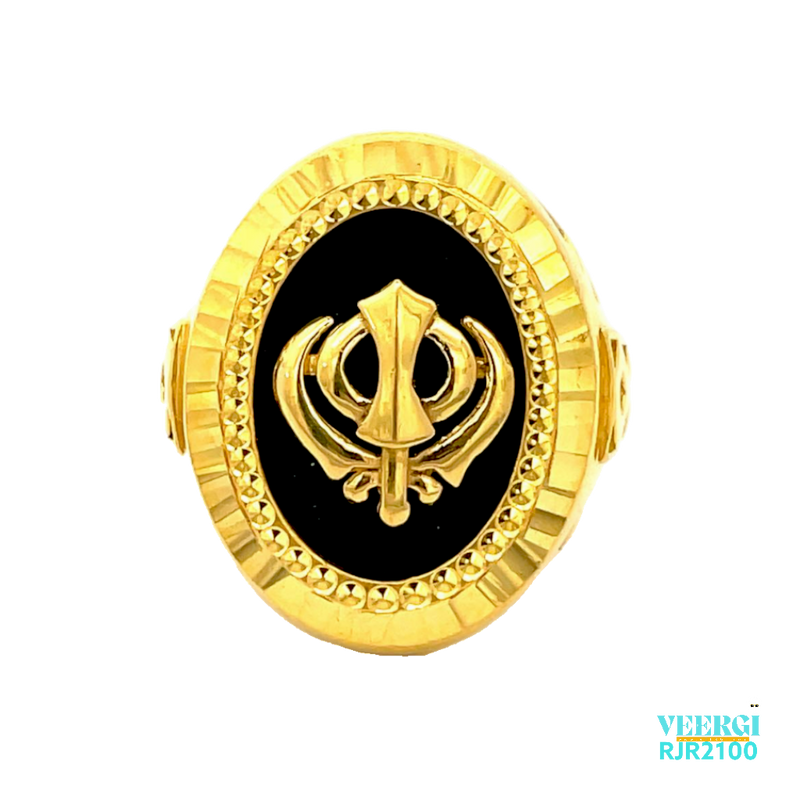 A magnificent 22kt gold men's ring featuring the Khanda symbol, a religious symbol of the Sikh community. The Khanda is composed of a double-edged sword, surrounded by a circle and two crossing swords. Weight 11.10 gm