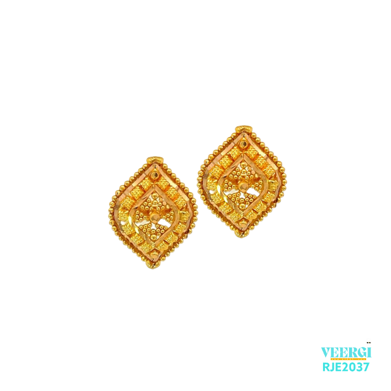 VeerGi Presents, 22 karat gold earring tops handmade with screw back closures and a rhombus shape would be a beautiful and high-quality piece of jewelry. These earrings belong to the Tops Earrings collection with the code RJE2037. They weigh 4.30 grams and have a height of 1.5cm and a width of 1.0cm.