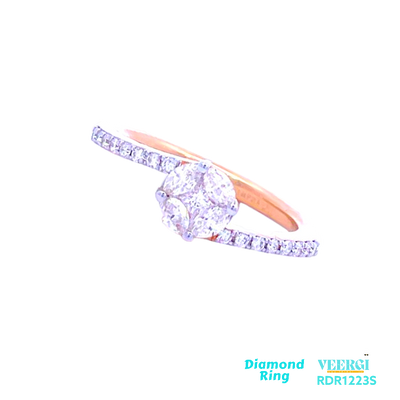 18kt gold diamond ring weighing 3.53 gm. Size 7. The diamond is of VVS2-VS1 clarity and F-G color. Total diamond weight is 0.44 ct.